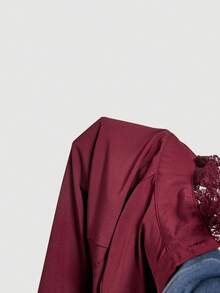 SHEIN MOD 立领花瓣袖修身前襟纽扣荷叶边衬衫，夏季假期、典礼、海滩度假、外出、毕业典礼、派对，复古酒红色荷叶边衬衫深红色上衣女式衬衫和罩衫 - 酒紅色 - 查看 5