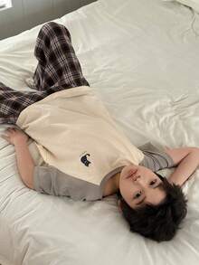 DAZY Tween Boy Letter & Cartoon Cat Print Raglan Sleeve Top And Plaid Pants Pajama Set - Apricot - View 6