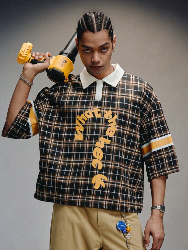 PAVTROS 男士“What The Heck?”幽默反问句印花格子翻领街头T恤，适合情人节、春夏、送给男友、狂欢节、复古风、街头服饰、派对、圣帕特里克节、外出等场合。 - 黑色 - 查看 6