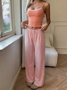 CovetEZ 女士夏季珊瑚橙色蕾丝拼接吊带背心和条纹印花抽绳裤两件套 - 珊瑚橙 - 查看 3