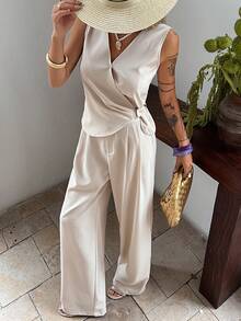 Livesso 纯色裹身侧结上衣和阔腿裤 - 米色 - 查看 4
