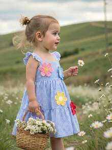 SHEIN 女婴方领荷叶边条纹休闲褶皱连衣裙 - 藍白色 - 查看 11