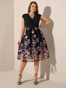 Comfylo Elegant Plus Size Women's Black Cap Sleeve V Neck Knee Length A Line Dress With Pink Floral Embroidery - Multicolor - View 6