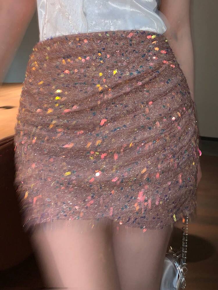 Women's Solid Color Fashionable Slim-Fit Shiny Mini Skirt, Versatile For Summer