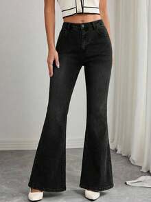 SHEIN Cottnline Plus Size Solid Color Fitted Pocket Flare Leg Casual Jeans - Black - View 1