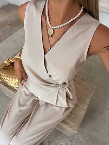 Livesso 纯色裹身侧结上衣和阔腿裤 - 米色 - 查看 6