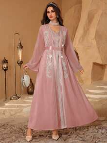 Al Najma 缎面纯色丝带装饰奢华3D立体花朵腰部优雅二合一连衣裙 - 粉色 - 查看 4