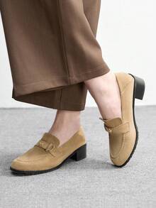 CUCCOO BIZCHIC Retro Small Leather Shoes Round Toe Thick Heel Shoes Women's Camellia Metal Buckle Simple Versatile Loafers Women's Commuting Valentine's Day - Apricot - View 3