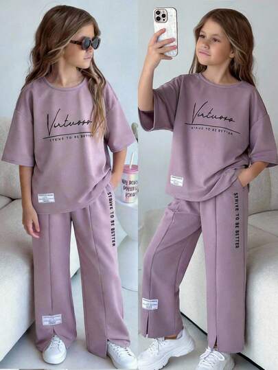 SHEIN Conjunto de 2 piezas para niñas preadolescentes: Blusa holgada de punto con cuello redondo y estampado de letras en gris-morado para primavera/verano y pantalón casual de pierna ancha
