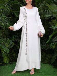 Al Najma 优雅花卉蕾丝拼接系带长袖宽松睡袍 - 白色 - 查看 5