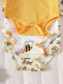 SHEIN Bộ áo liền quần tay ngắn in hình hoạt hình chữ cái cho bé gái sơ sinh mùa hè, màu trắng mơ và nâu, bộ ba món quà tặng đơn giản cho gia đình. - Màu vàng - Xem 4