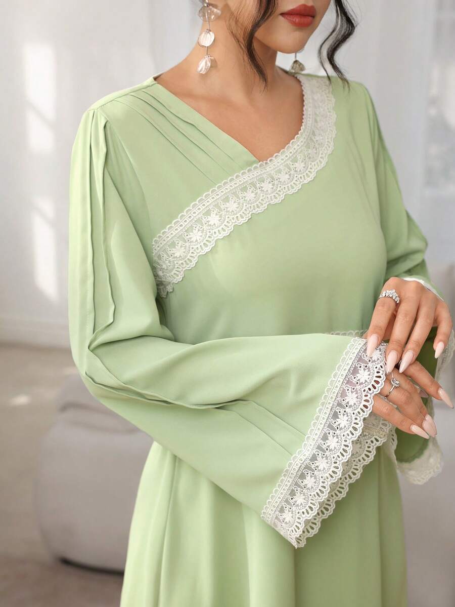 SHEIN Najma Oblique Collar Lace Trim Pleated Long Sleeve Flared Hem Arabic Style Dress For Women - Green - View 1