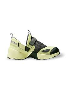 乔丹 Air Jordan Trunner LX 女款运动鞋，吸汗透气，轻便百搭，经典 Logo，纯色设计，易于清洗，速干，适合运动、跑步、日常穿着，黑/绿配色，货号 HQ2164-302 - 黑色/綠色 - 查看 3