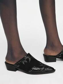 Mnmlis 女士尖头铆钉设计时尚百搭高跟穆勒鞋 - 黑色 - 查看 11