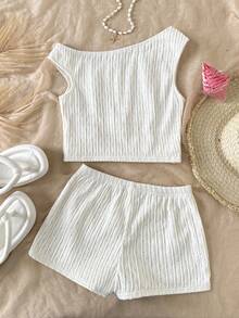 SHEIN 2pcs Tween Girls Cute Off-White Summer Vacation Holiday Outfit,Asymmetric Crochet Floral Decor Textured Cropped Off Shoulder T-Shirt And Shorts Set - Beige - View 2