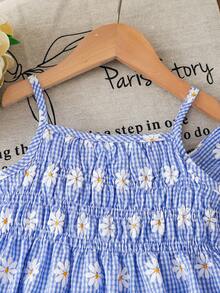 SHEIN 小女孩可爱雏菊格子印花吊带背心和飘逸阔腿裤套装，适合日常休闲和度假穿着。 - 藍色 - 查看 4