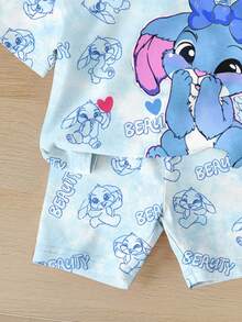 SHEIN Bộ đồ 2 món cho bé gái, kiểu dáng thường ngày, in hình thỏ Stitch hoạt hình dễ thương, áo thun cổ tròn tay ngắn màu xanh nhuộm tie-dye và quần short bó sát, thích hợp mặc hàng ngày vào mùa xuân/hè, phong cách đường phố, ở nhà hoặc đi nghỉ mát. - Nhiều màu - Xem 6