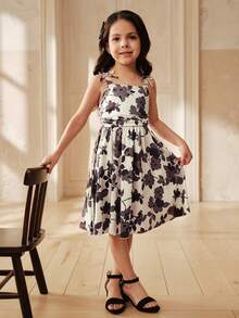 SHEIN Young Girl' Ditsy Floral Dress, Suitable For Daily Outings And Vacation - Multicolor - View 5