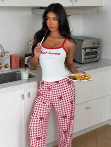 SHEIN 两件套性感蕾丝边吊带背心和红色格子蝴蝶结印花睡裤套装 - 紅色 - 查看 3