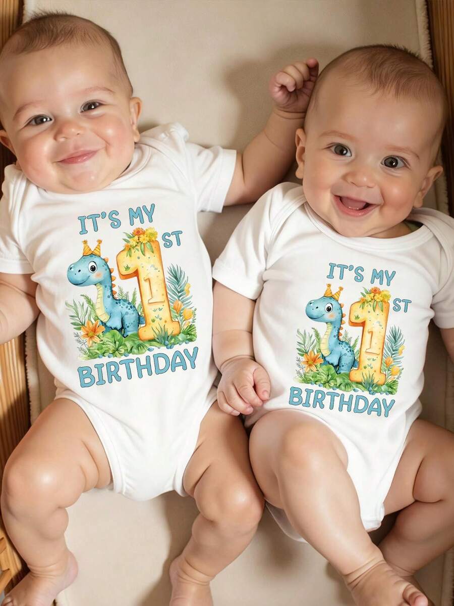 情人节男宝宝休闲时尚创意个性化清新可爱简约箭头爱心标语印花休闲基础款圆领短袖连体衣，舒适贴身，适合情人节氛围