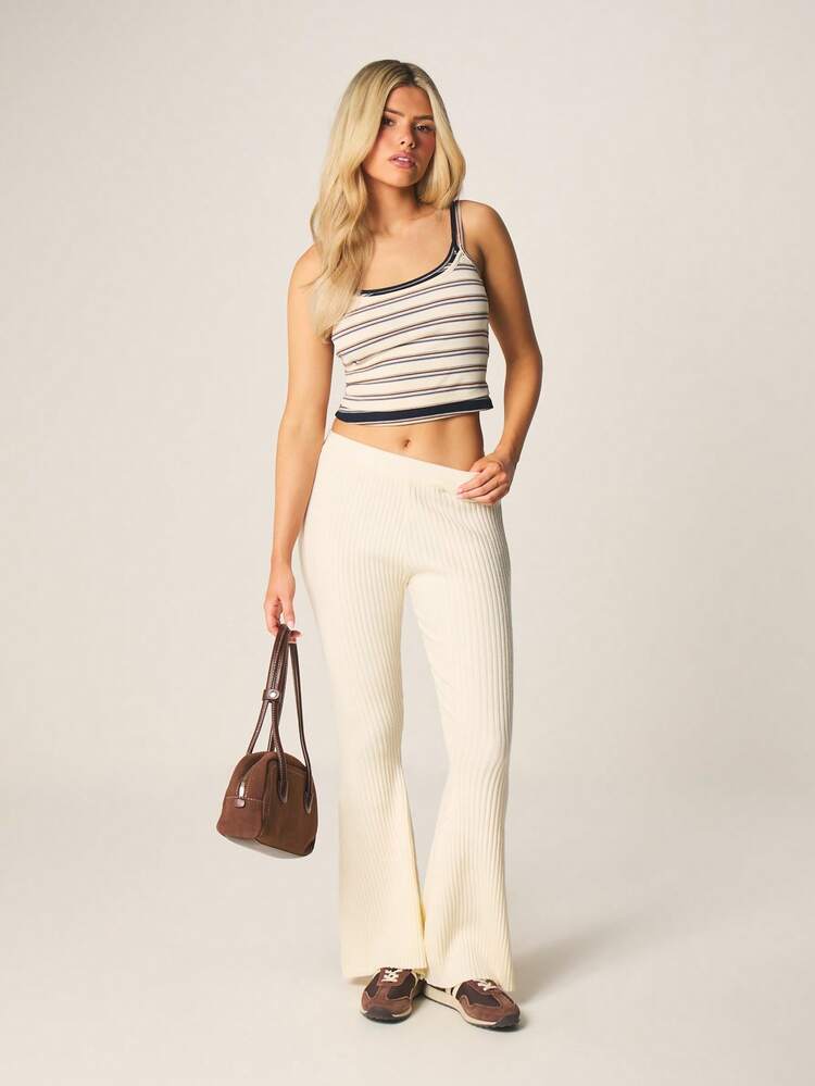 MISSGUIDED Pantalon évasé à taille haute en tricot côtelé avec poches arrière pour un port casual en automne et au printemps