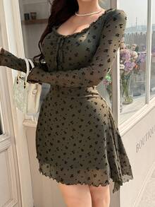 Feyla 新款植绒网纱不对称A字短款连衣裙，U领长袖 - 綠色 - 查看 6