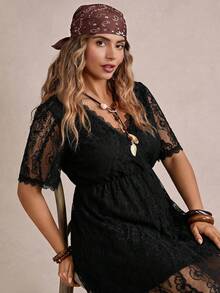 SHEIN LUNE 大码女式V领短袖流苏下摆优雅蕾丝连衣裙黑色连衣裙，适合情人节、生日等场合，优雅百搭。 - 黑色 - 查看 8