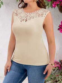 SHEIN Clasi Plus Size Solid Color Round Neck Sleeveless Lace Patchwork Hollow Out Casual Slim Fit Camisole Top, Summer - Apricot - View 6