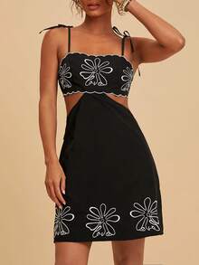 Travachic Women's Summer Vacation Floral Embroidery Spaghetti Strap Hollow Out Dress - Black - View 4