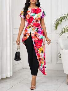 SHEIN Lady 女士圆领短袖收腰不对称下摆印花衬衫沙滩衬衫度假装扮女士上衣和衬衫工作装女士居家办公装扮印花上衣不对称上衣女士印花套装女士服装两件套女士春季套装女士流行套装女士最新套装女士度假套装女士套装女士春季套装女士连衣裙 - 彩色 - 查看 6