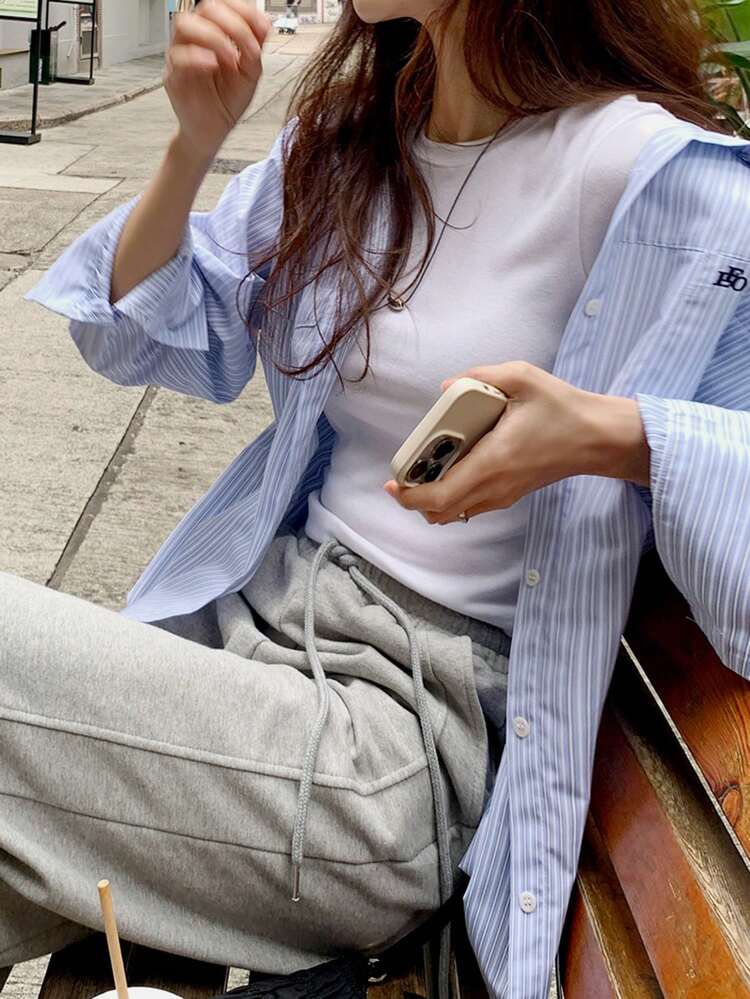 Minimalist Crew Neck T-Shirt, Cropped Tight Fitting Top, Slimming Short Sleeve Women T-Shirt