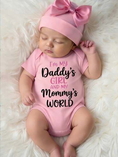 SHEIN GraphicGems Baby Girl Newborn Pink "I'm My Daddy's Girl AND MY Mommy's WORLD" Cute Graphic Print Short Sleeve Romper, Adorable Newborn Clothing, Infant Outfit, Spring/Summer, Comfortable Casual Wear, Baby Girl Summer Outfit, Outdoor, Photography, Indoor, Holiday, Gift