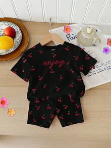 متعدد الألوان