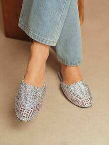 Rosivie Woven Hollow Breathable Closed Toe Semi-Slippers Women Wear New High-Grade Super-Fire Slippers In Summer. - Silver - View 3