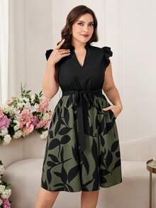 SHEIN Clasi 加大码印花V领荷叶边腰带连衣裙 - 彩色 - 查看 7