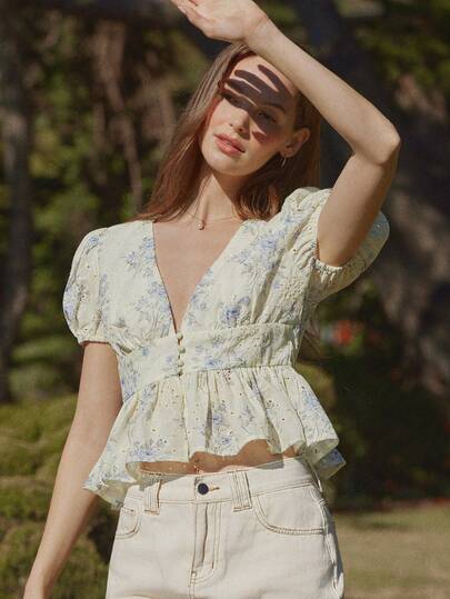 WESTFADE V Neck Short Puff Sleeve Ruffle Peplum Button Front Floral Print Eyelet Babydoll Top Spring, Resort Wear, Summer, Vacation, Beach, Festival, Stagecoach, Coachella, Casual, Cute, Boho, Nashville, Cowgirl, Rodeo, Country Concert Outfit, Western Wear For Women