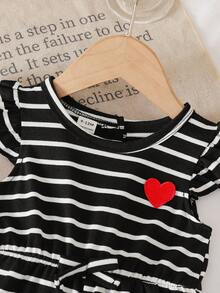 SHEIN Playful Pals Romper Bayi Perempuan Kasual Motif Garis-Garis dan Hati, Musim Semi/Panas - Hitam - View 6