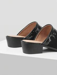 Mnmlis 女士尖头铆钉设计时尚百搭高跟穆勒鞋 - 黑色 - 查看 5