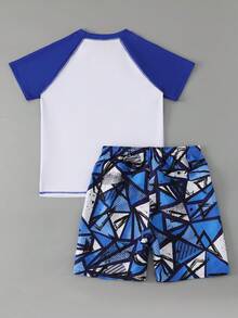 男童两件式防晒泳衣，青少年男孩度假短袖防晒泳装套装，12-16岁 - 彩色 - 查看 2