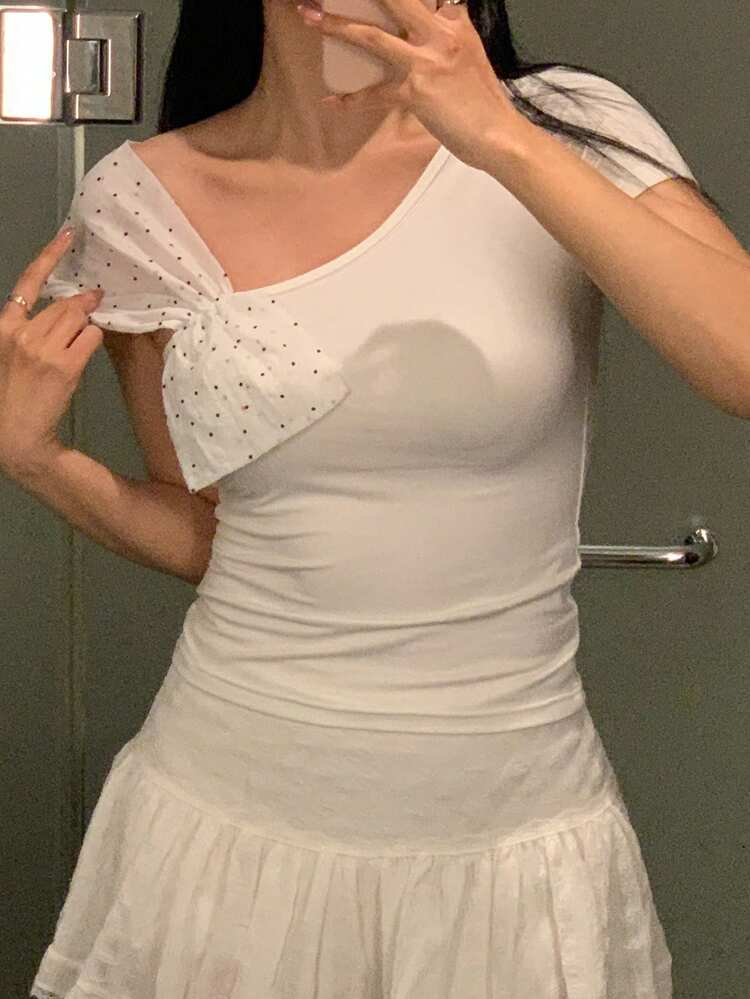 Women's Polka Dot Print Bow Decor Asymmetric Collar Short Sleeve Fitted Fashionable T-Shirt