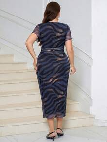 Ellevyn 大码优雅动物纹修身中长连衣裙，适合通勤。 - 彩色 - 查看 3