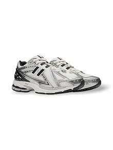 New Balance 1906R 男女通用运动鞋，金属银色，吸汗透气，缓震轻便，百搭时尚，纯色Logo，适合运动、户外、跑步、日常穿着，白色/银色/黑色，货号：M1906RER - 白色/銀色/黑色 - 查看 2