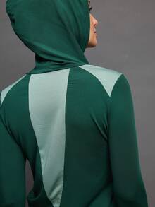 Activina Áo nỉ dài tay phối màu có mũ, kiểu dáng thể thao năng động, thích hợp cho tập luyện, dành cho nữ. Áo tập gym dài tay nữ, quần áo thể thao nữ màu xanh lá cây. - Màu xanh lá cây đậm - Xem 7