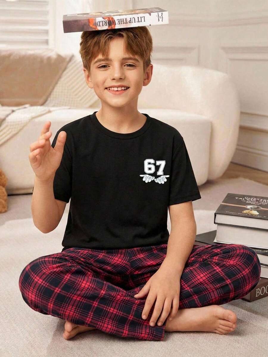 SHEIN 男童印花圆领短袖上衣和格子印花长裤睡衣套装 - 彩色 - 查看 1