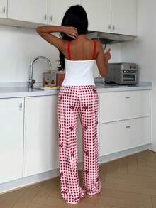 SHEIN 两件套性感蕾丝边吊带背心和红色格子蝴蝶结印花睡裤套装 - 紅色 - 查看 2