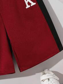 SHEIN 2 pezzi Set di maglietta a girocollo a maniche corte con stampa a contrasto colorato e pantaloncini con vita elastica, stile casual sportivo adatto per ragazzi pre-adolescenti, ideale per autunno, primavera, estate, per uso quotidiano, attività all'aperto, scuola, stile di strada, feste e tempo libero - Rosso - Visualizzare 5