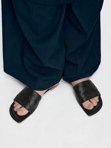 Mnmlis Women's Flat Sandals, Spring/Summer Fashion New Woven PU Material Minimalist Casual Style Classic Strap Flat Slide Sandals - Black - View 2