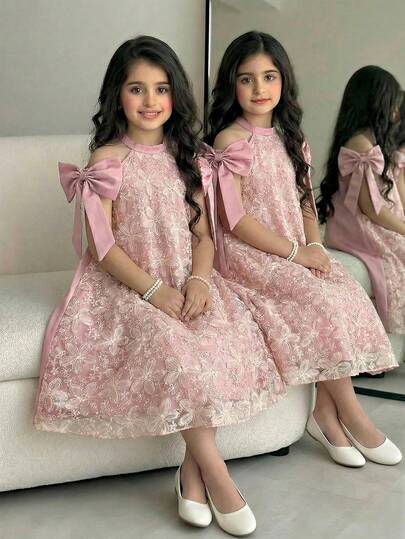 فستان صيفي أنيق للفتيات المراهقات مزين بفراشة وتطريز زهري