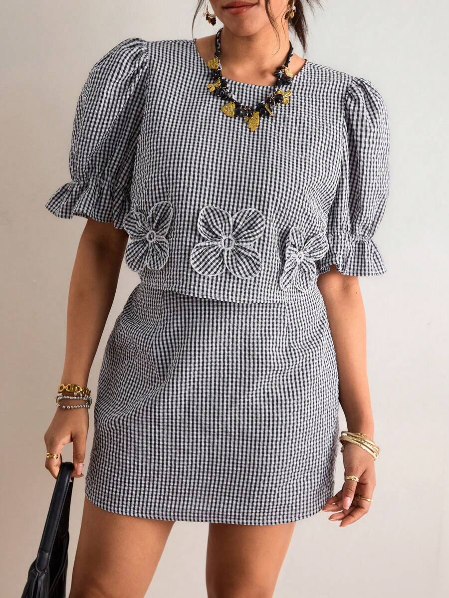 Freevana Plus Size Women Plaid Floral Decor Short Petal Sleeve Shirt And Mini Skirt Fashion Set - Black and White - View 1