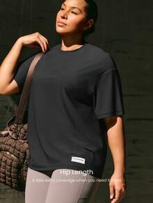 GLOWMODE Plus Size Big Easy Cooling Moisture-Wicking Quick-Dry Relaxed Fit Hip Length Crewneck T-Shirt Gym Workout Studio Daily Casual Wear - Black - View 3